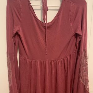 Adorable American Eagle Longsleeve